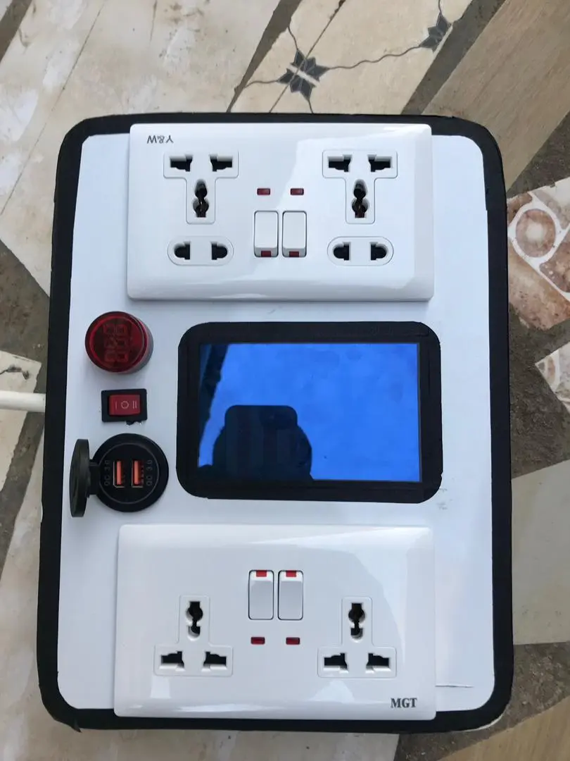Smart Power Extension Board with Inbuilt Inverter System — De'FES STEM LTD